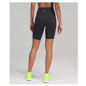 Lululemon Black Wunder Train Shorts 8 inch